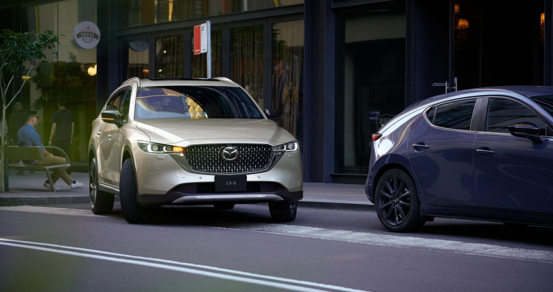 Mazda CX-8 2023 ra mắt: Nâng cấp thiết kế và công nghệ