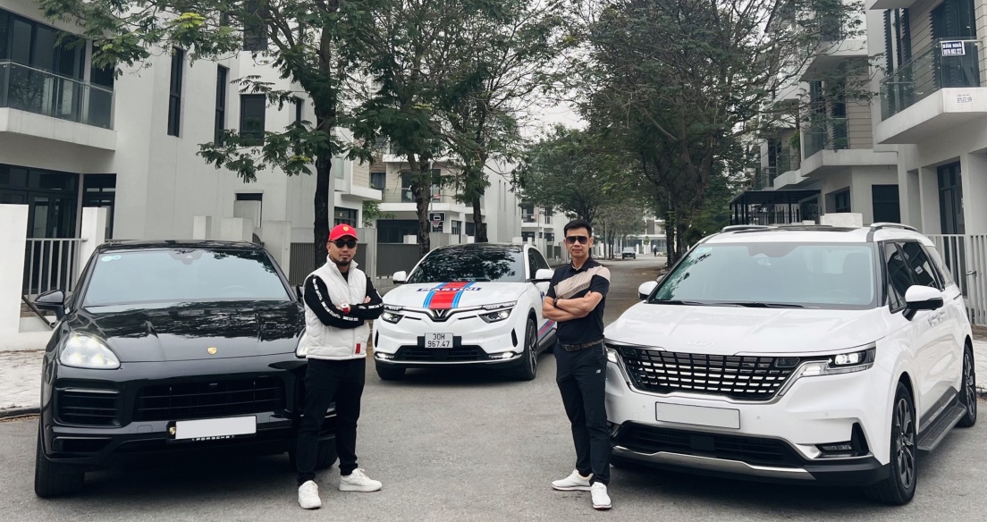 "Ông chủ" kênh Nhà TO khen chê chính xe mình sở hữu - Porsche Cayenne và Kia Carnival