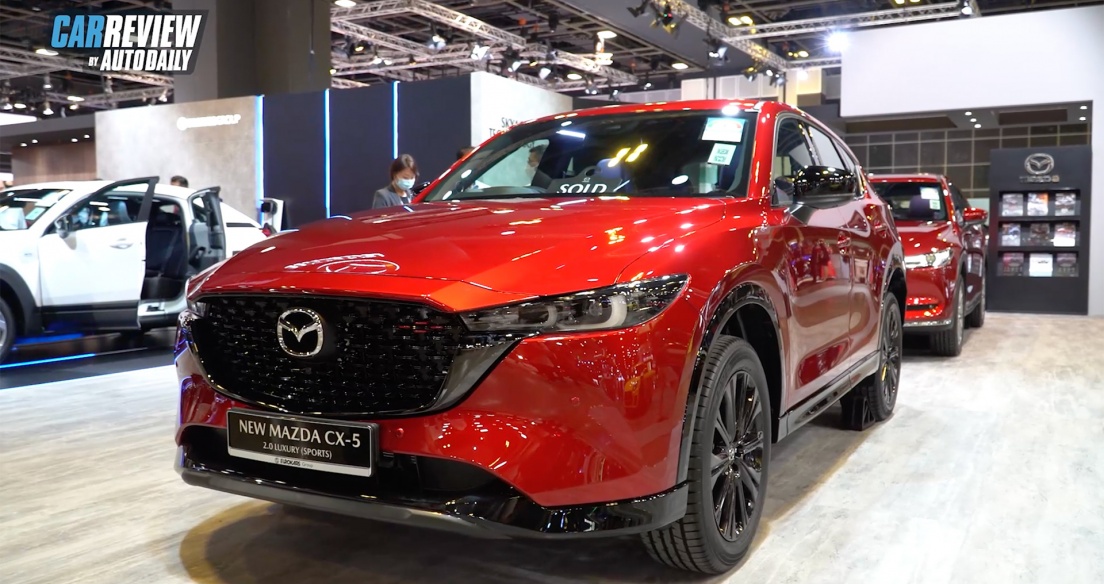 Soi nhanh bộ đôi Mazda CX-5 2023 và MX-30 chạy điện hoàn toàn mới