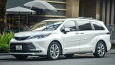 Toyota Sienna Platinum Hybrid 2022 hơn 4 tỷ biển siêu đẹp tại Quảng Ninh