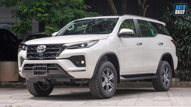 Toyota Fortuner 2021 ra mắt tại Việt Nam, 7 phiên bản giá từ 995 triệu