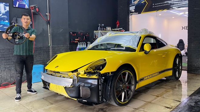 "Lột sạch" Porsche 911