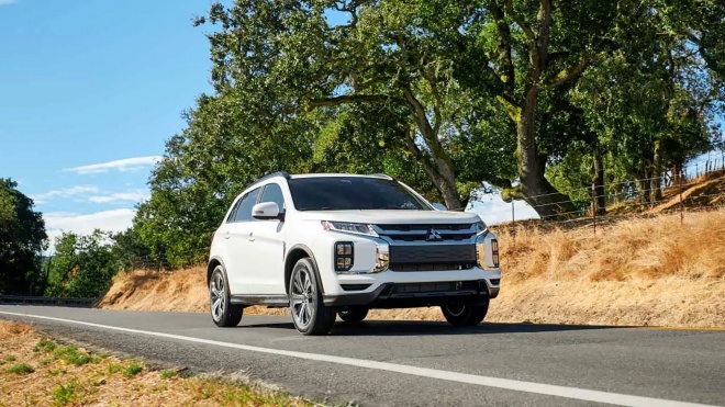 Mitsubishi Outlander Sport 2021 ra mắt: Thêm trang bị, giá từ 20.995 USD