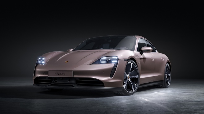 Porsche mở rộng danh mục dòng xe điện Taycan tại thị trường Việt Nam