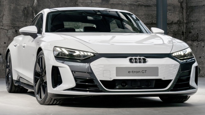 Chi tiết Audi e tron GT - Đối thủ của Porsche Taycan