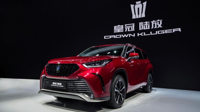 Cận cảnh Toyota Crown phiên bản SUV tại triển lãm Thượng Hải 2021