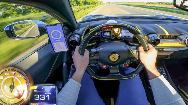 Video Ferrari 812 SuperFast đạt 331 km/h dễ dàng trên Autobahn