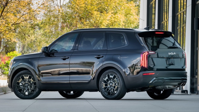 Kia Telluride 2022 chính thức ra mắt, lưới tản nhiệt và logo mới