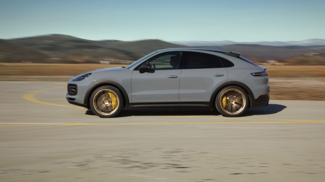 Cayenne Turbo GT – Mẫu SUV mạnh nhất của Porsche, giá hơn 12 tỷ đồng tại VN
