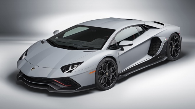 Lamborghini Aventador LP780-4 Ultimae ra mắt, giới hạn chỉ 600 chiếc