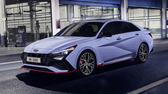 Hyundai Elantra N 2022 ra mắt: Mạnh 276 hp, tăng tốc từ 0-100 km/h trong 5,3 giây