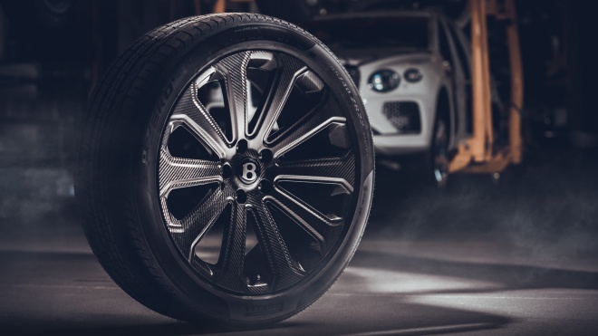 Bentley Bentayga được trang bị mâm xe carbon lớn nhất thế giới