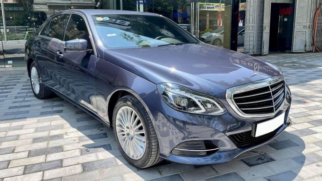 Hơn 900 triệu sở hữu Mercedes-Benz E200 2015
