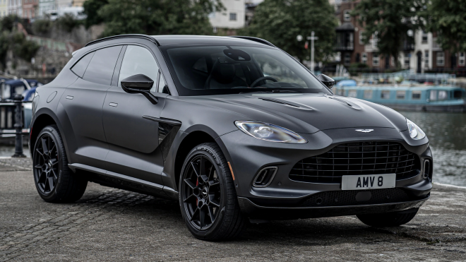 Aston Martin thắng lớn nửa đầu năm 2021 nhờ tân binh DBX
