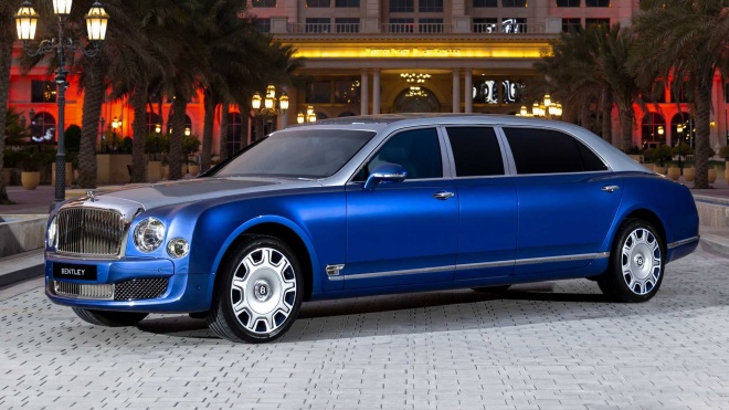5 chiếc Bentley Mulsanne Grand Limousine cực hiếm được rao bán lại