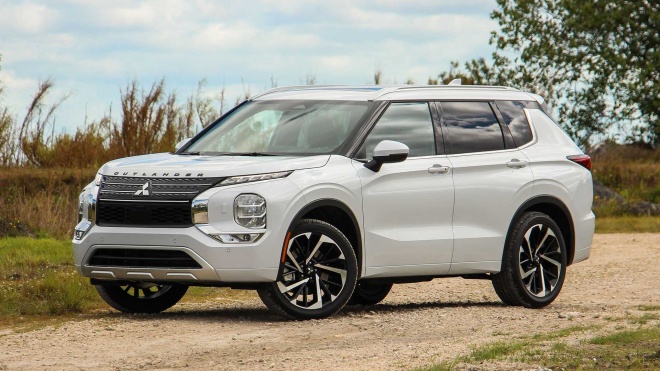 Mitsubishi Outlander 2022 giành giải thưởng an toàn Top Safety Pick+