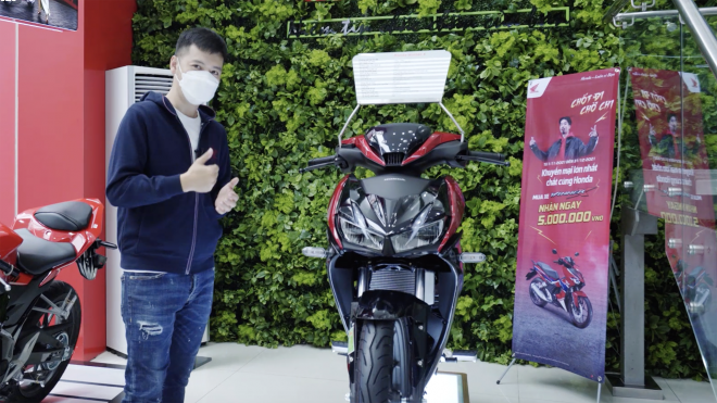 Khuyến mại SỐC, đi mua xe máy Honda, nhận ngay 5 triệu tiền mặt