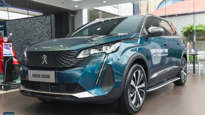 Peugeot 5008 2021 giá từ 1,2 tỷ về đại lý, nội thất ấn tượng tiện nghi như xe sang