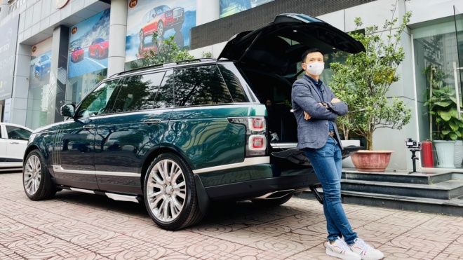 Mặc Range Rover mới ra, người Việt vẫn đặt Range Rover bản SV Autobiography màu độc, option tiền tỷ