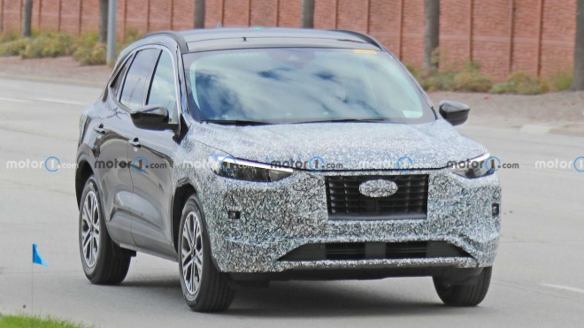 Ford Escape 2023 lộ diện trên đường thử với nhiều thay đổi đáng chú ý