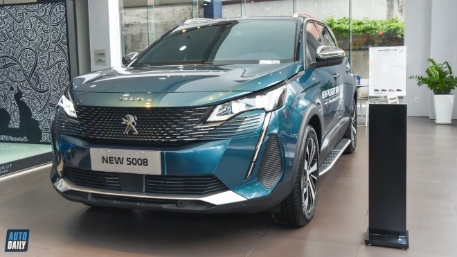Quyết đấu Hyundai Sante Fe, Peugeot 5008 2021 trang bị như xe sang, có mát-xa xịn xò