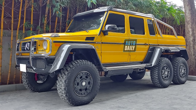 Chiêm ngưỡng "quái vật" 6 bánh Mercedes G63 AMG 6x6 giá triệu đô tại Việt Nam