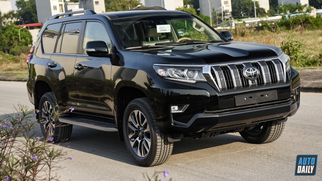 Chi tiết Toyota Land Cruiser Prado VX 2022 giá 2,548 tỷ tại đại lý