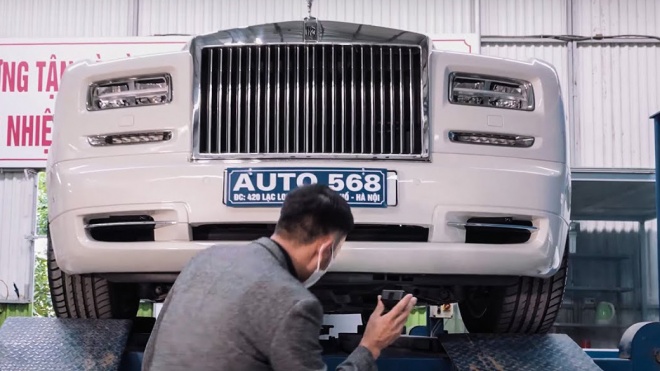 Soi chi tiết gầm Rolls Royce Phantom giá 30 tỷ đồng