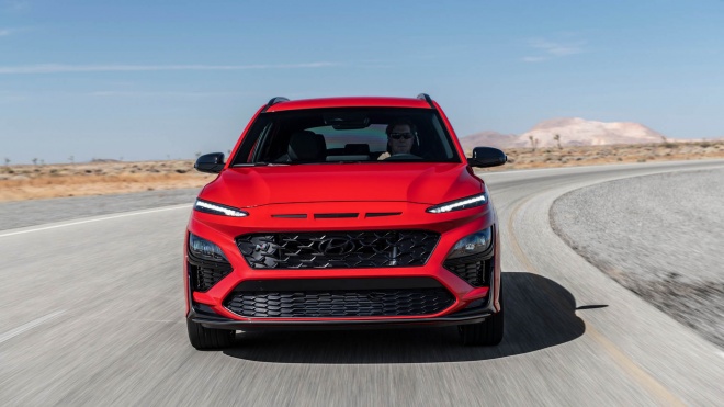 Hyundai Kona N 2022 có giá khởi điểm từ 35.425 USD
