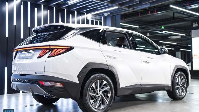 Ảnh chi tiết Hyundai Tucson 2022 bản 2.0L xăng cao cấp 925 triệu đồng