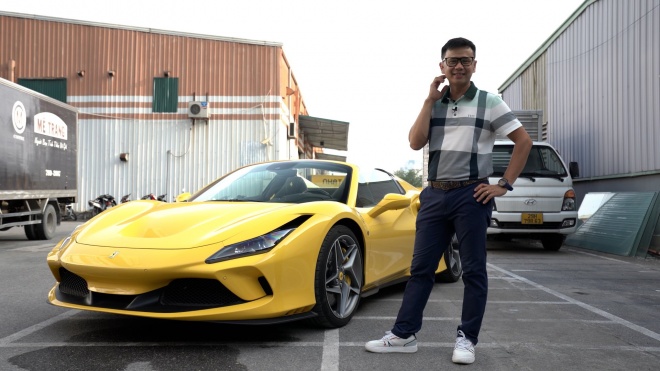 Trải nghiệm chi tiết siêu xe Ferrari F8 Spider màu vàng cực đẹp