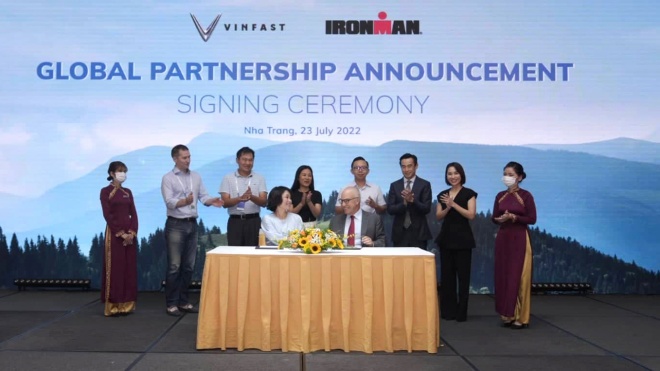VinFast và IRONMAN công bố hợp tác toàn cầu