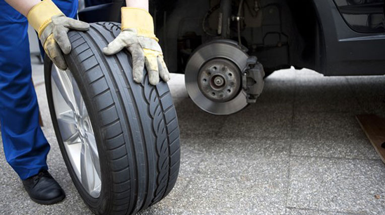 Hướng dẫn chăm sóc lốp trước chuyến đi dài tyres-care.jpg