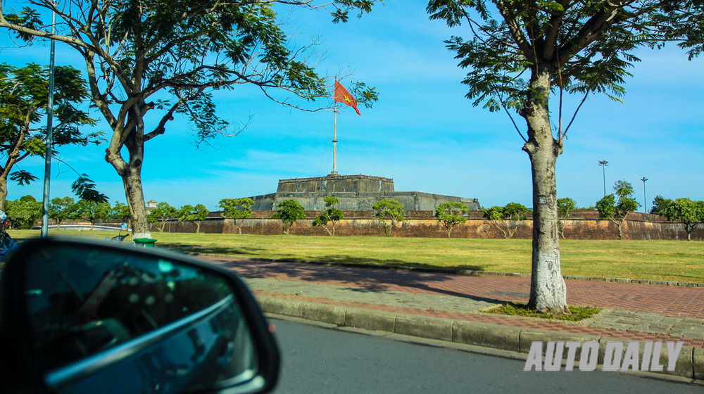 Hành trình đến BMW World, ngày 4&5: Đường về gian nan Hanh trinh BMW World-Chang 4 (3).jpg