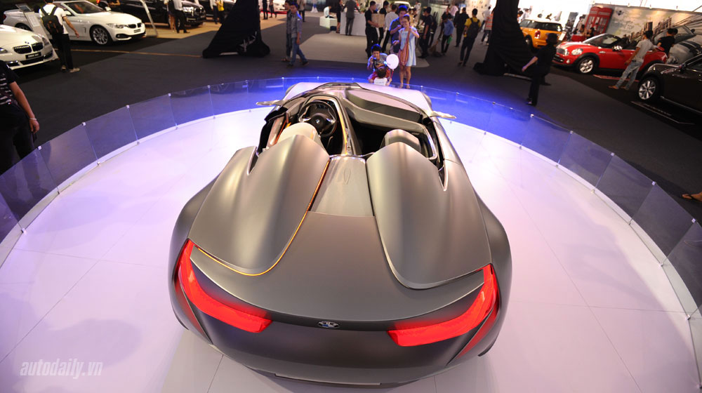 “Kiệt tác” BMW Vision ConnectedDrive ra mắt tại Hà Nội bmw-vision-connecteddrive (10).jpg
