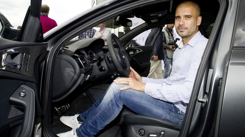 Dàn sao Bayern Munich phấn khích với trải nghiệm xe Audi bayern-munich-audi (5).jpg