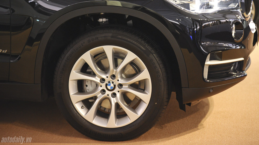 Khám phá BMW X5 diesel, giá 3,62 tỷ đồng bmw x5 xdrive 30d (6).jpg