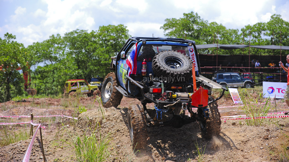 RFC VIETNAM 2014: Đẫm mồ hôi “phá xe” dưới cái nắng “đổ lửa” rfc halong 2014 (32).jpg