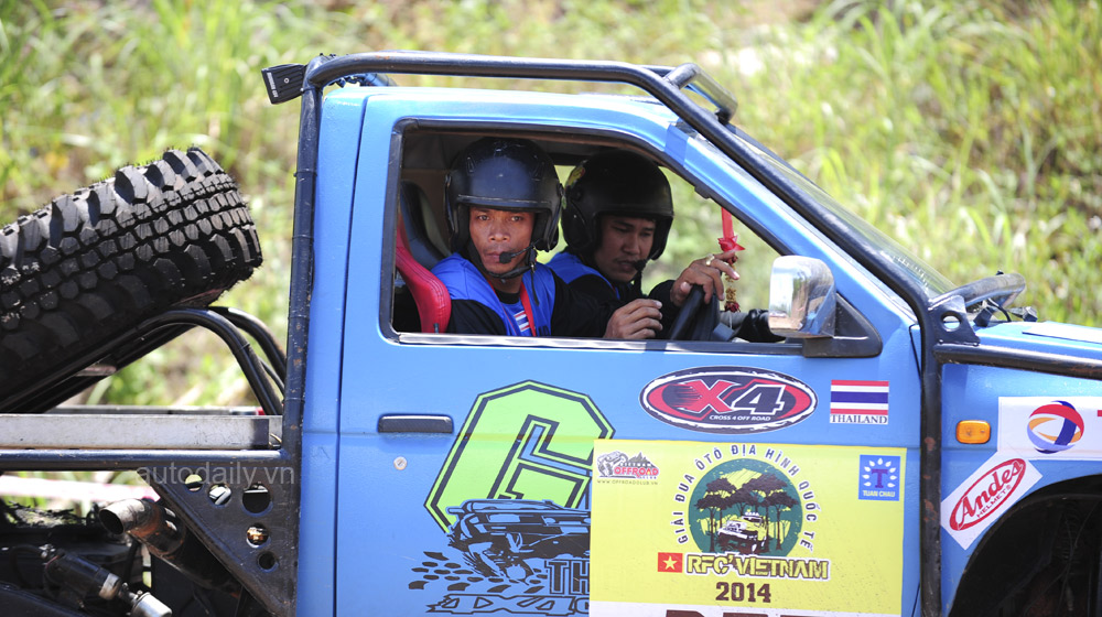 Người nước ngoài mang xế “khủng” đến Việt Nam thi offroad rfc vietnam 2014  (2).jpg
