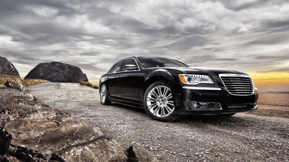 10 mẫu xe tốt nhất dành cho người cao tuổi Chrysler-300_2011.jpg