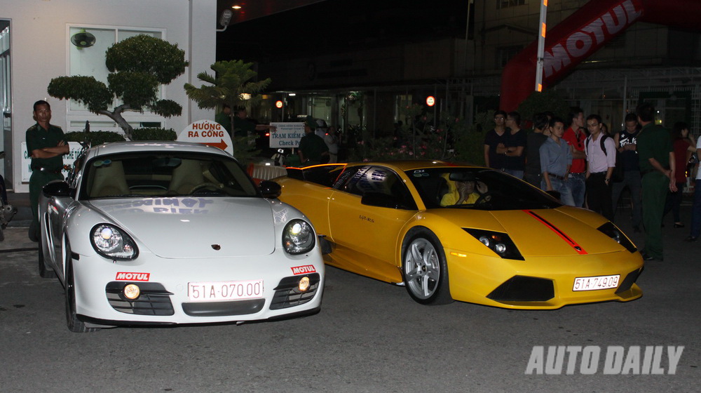 Siêu xe và môtô PKL hội tụ tại Sài Gòn IMG_8181.JPG