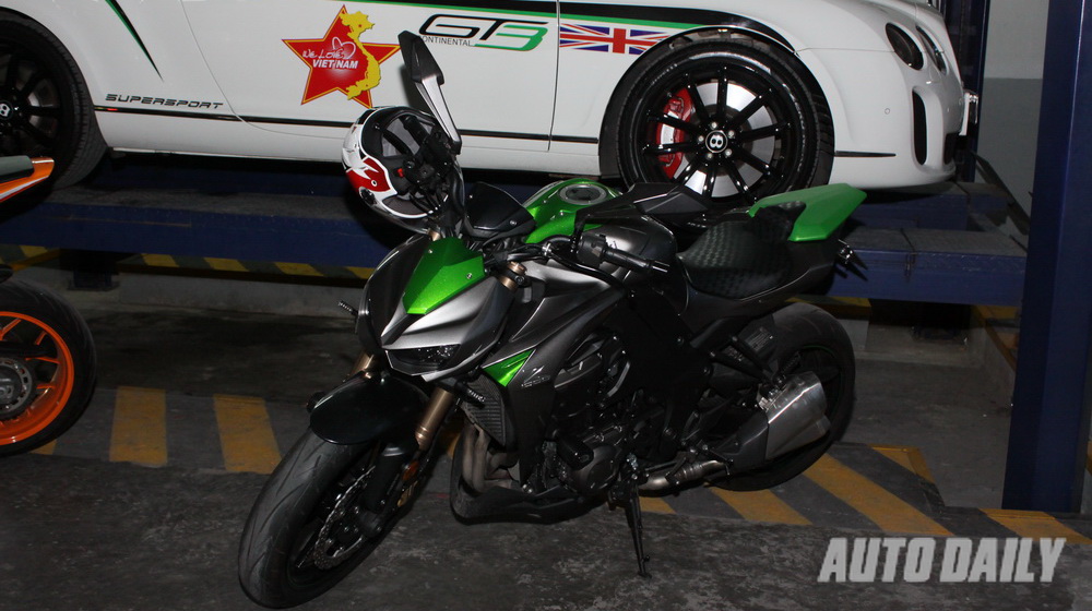 Siêu xe và môtô PKL hội tụ tại Sài Gòn Kawasaki Z1000 2014.jpg