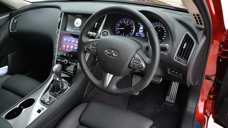 Infiniti Q50 ra mắt thị trường Đông Nam Á Infiniti-Q50 (4).jpg