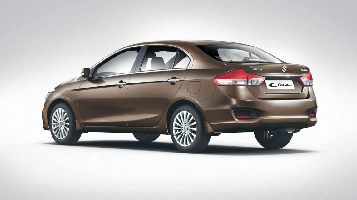 Suzuki giới thiệu xe sedan tiêu thụ 3,8 lít/100km suzuki-ciaz (8).jpg