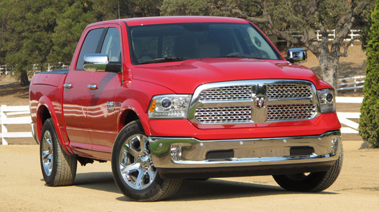 10 mẫu xe động cơ diesel rất đáng quan tâm 2014-Ram-1500-diesel-grille.jpg