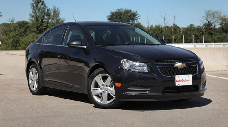 10 mẫu xe động cơ diesel rất đáng quan tâm Chevrolet-Cruze.jpg