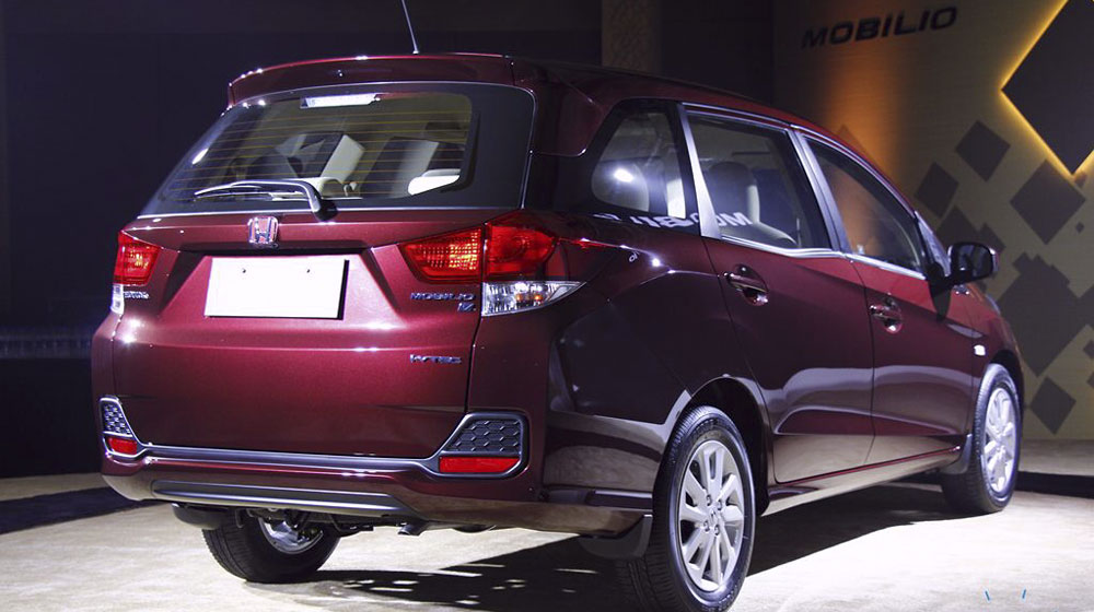 Honda Mobilio: Xe gia đình giá rẻ đang gây “bão” Honda-Mobilio-Rear-Profile.jpg