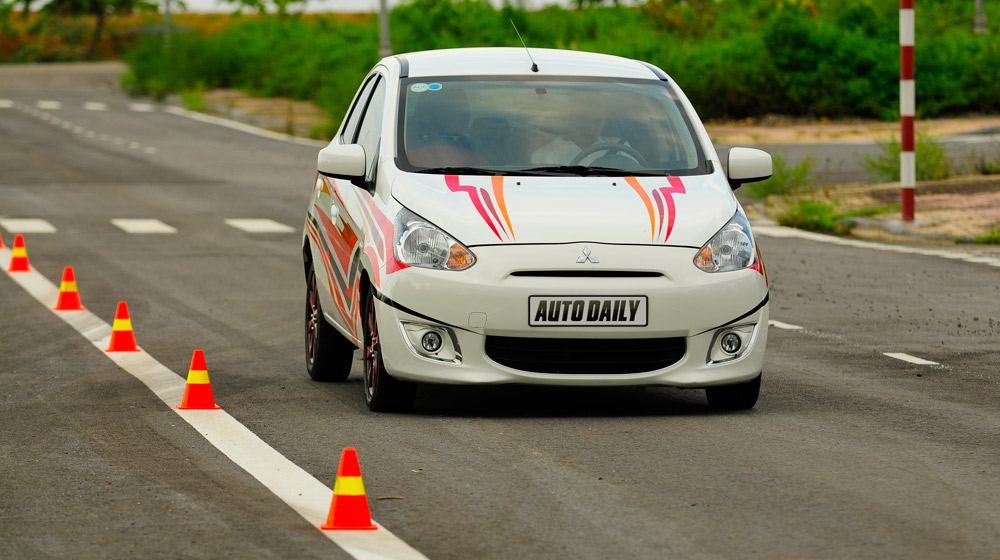 Mitsubishi Mirage CVT – Xe nhỏ, cá tính dành cho đô thị mitsubishi mirage 2014 b (23).jpg
