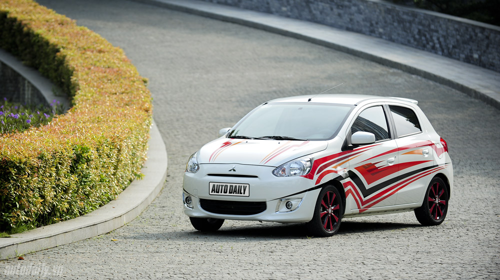 Ứng dụng hộp số vô cấp CVT, xe nhỏ ngày càng tiết kiệm Mitsubishi-Mirage.jpg