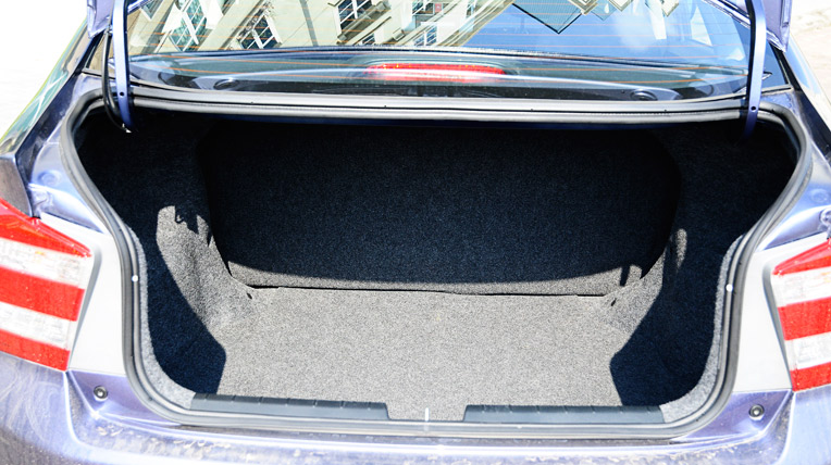 Những điểm mới trên Honda City 2014 vừa ra mắt HondaCity_interior-20.jpg